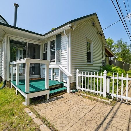 Boyne City Cottage Walk To Downtown And Lake! المظهر الخارجي الصورة