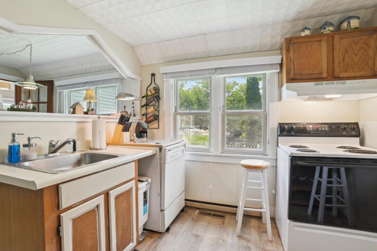 Boyne City Cottage Walk To Downtown And Lake! المظهر الخارجي الصورة