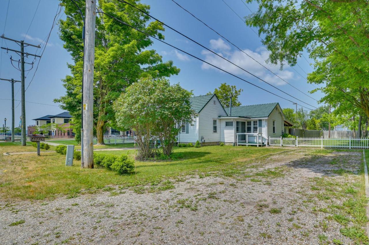 Boyne City Cottage Walk To Downtown And Lake! المظهر الخارجي الصورة