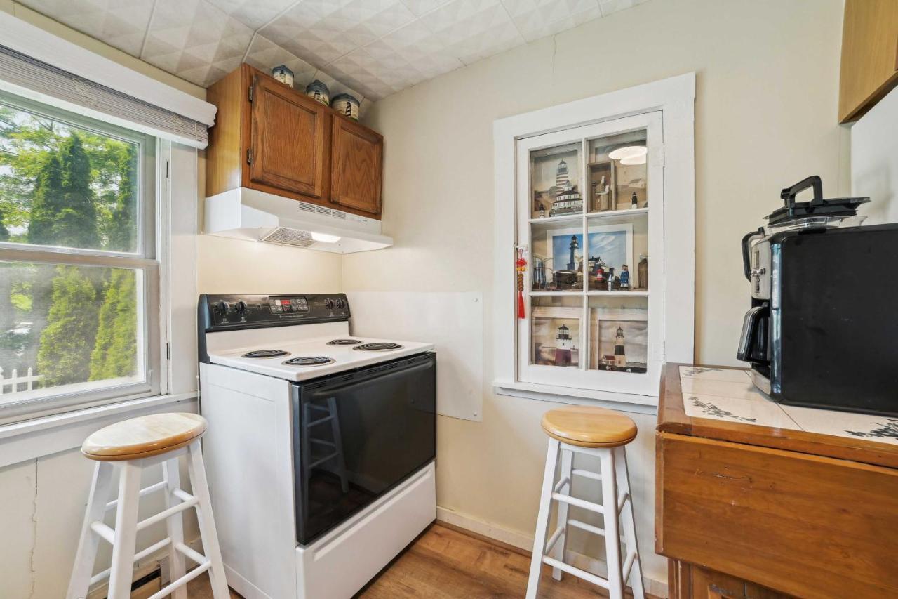Boyne City Cottage Walk To Downtown And Lake! المظهر الخارجي الصورة